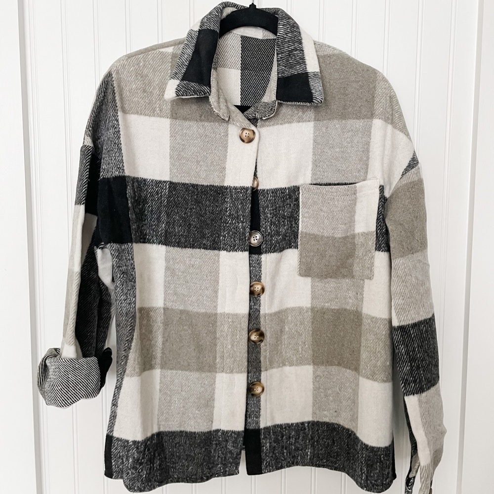 NWT Black White Gray Shacket